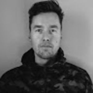 Meet your Posher, Eric